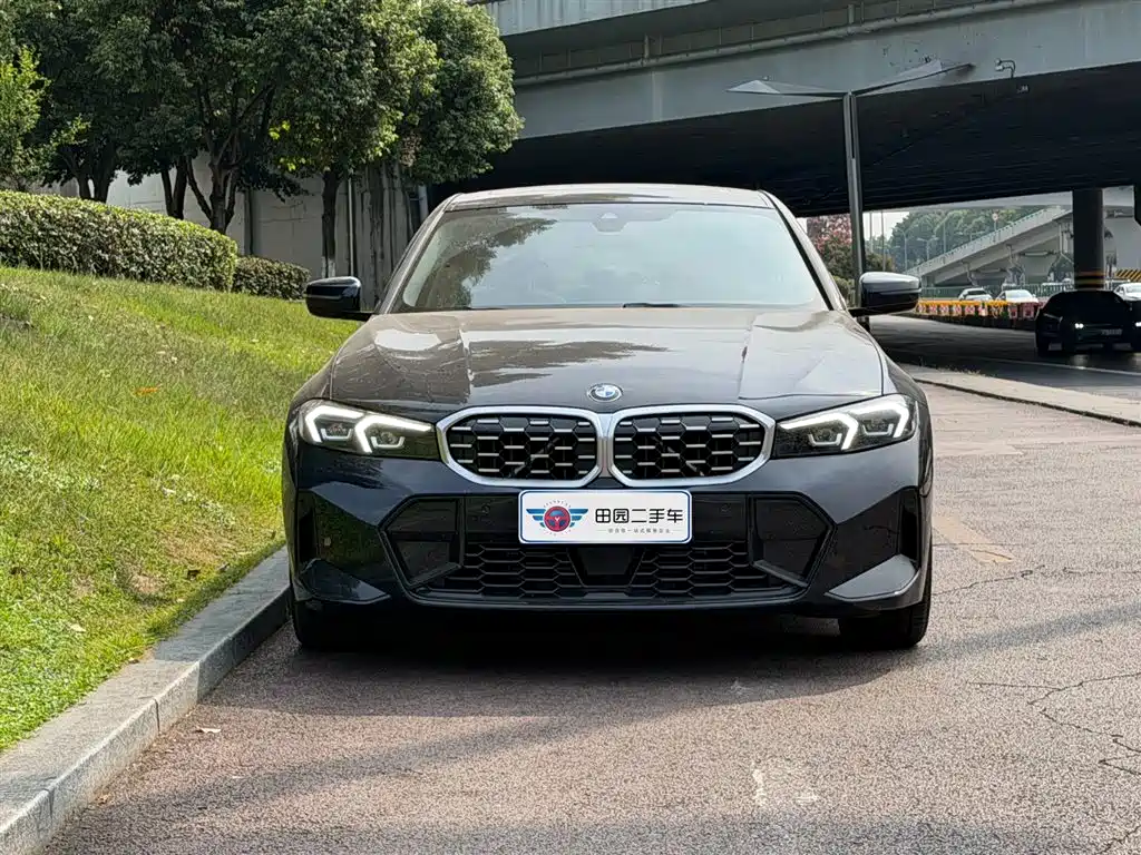 BMW 3 Series 2025
