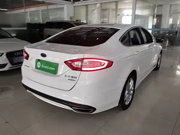 Ford Mondeo 2016