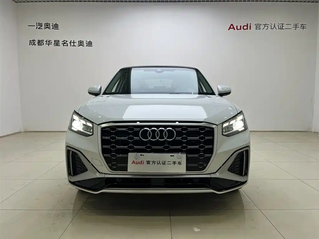 Audi Q2L 2023 — фото 2