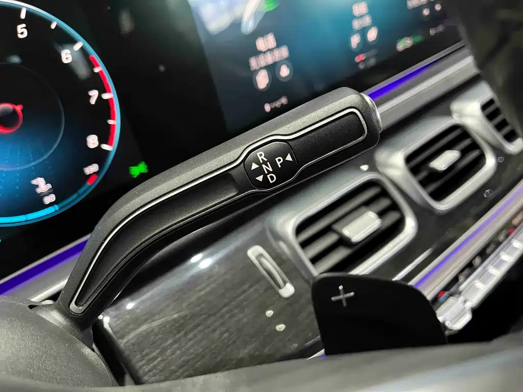Mercedes-Benz GLE 2020 — фото 18