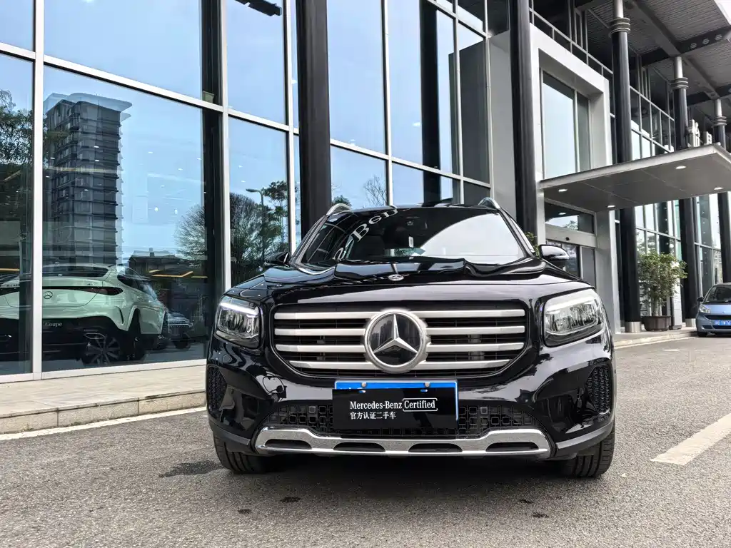 Mercedes-Benz GLB 2025