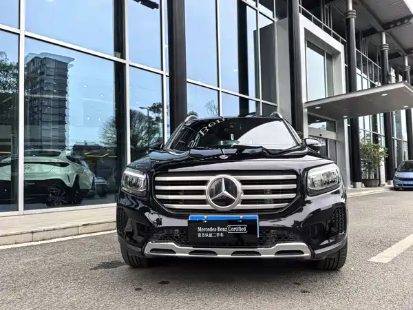 Mercedes-Benz GLB 2025