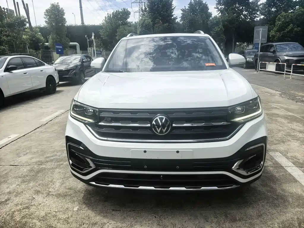 Volkswagen Tacqua 2021