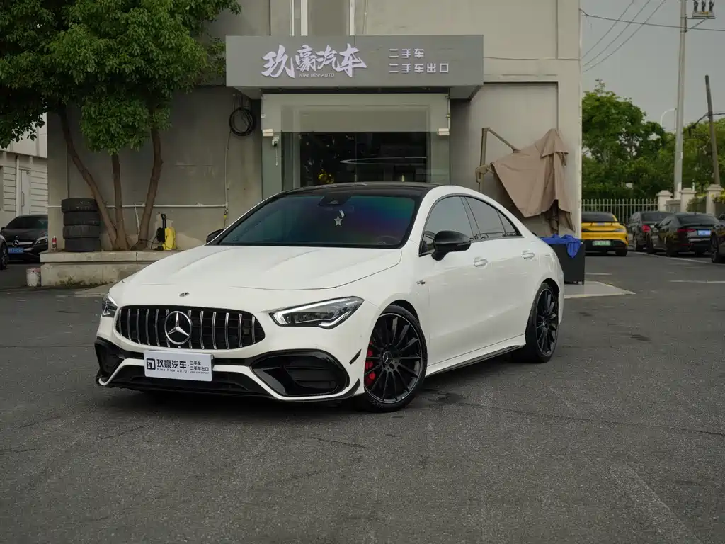 Mercedes-Benz CLA AMG 2022