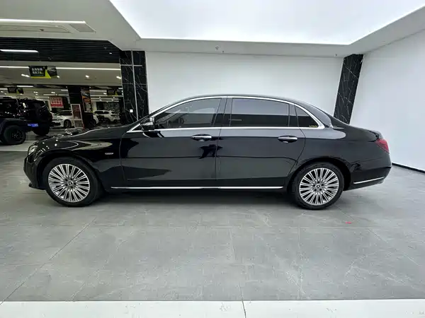 Mercedes-Benz E-Class 2020