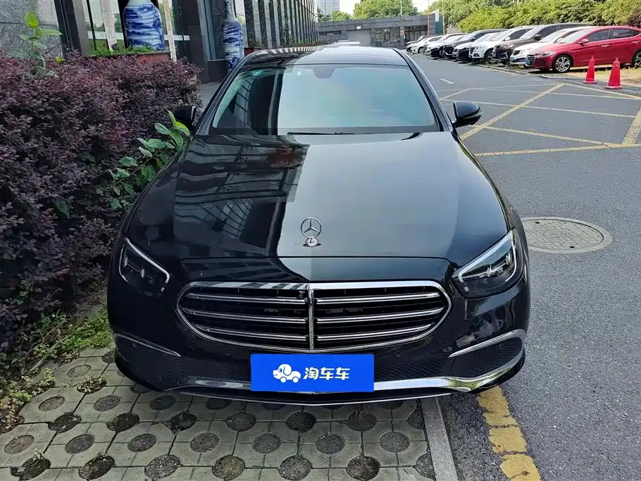 Mercedes-Benz E-Class 2023 — фото 2
