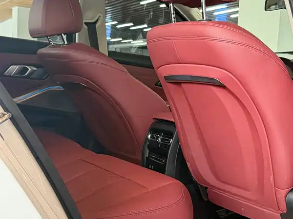 BMW i3 2024