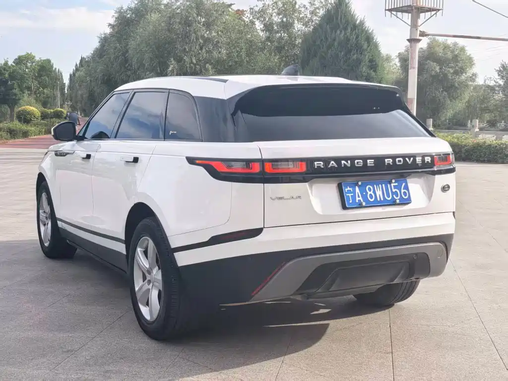 Land Rover Range Rover Velar 2023 — фото 7