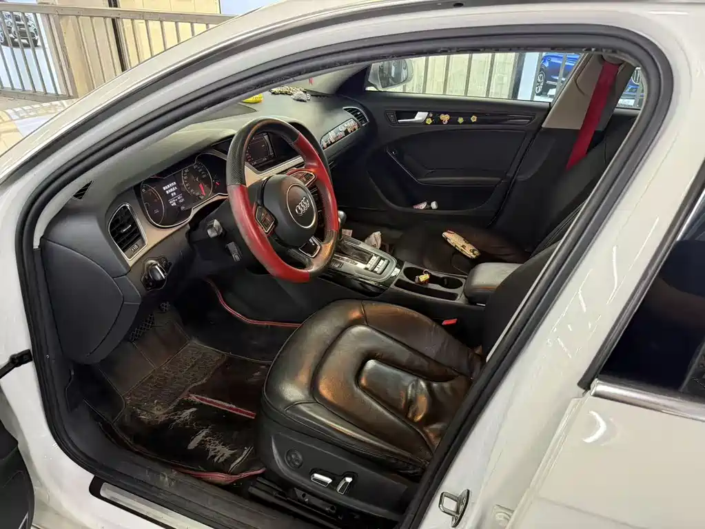 Audi A4L 2014