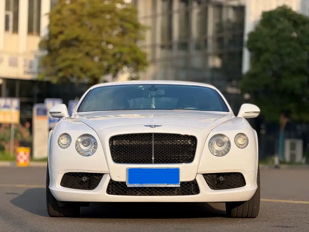 Bentley Continental 2012 — фото 2