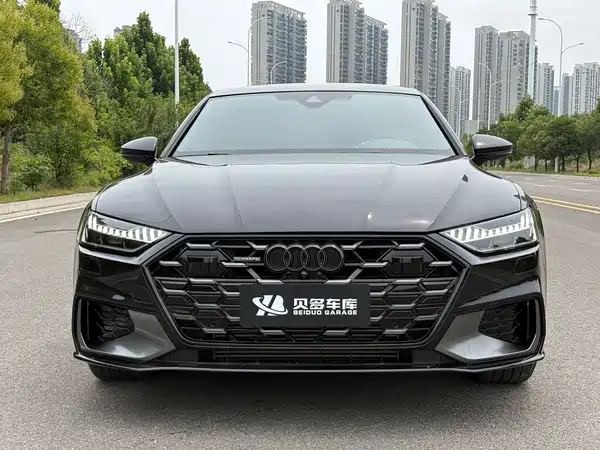 Audi A7L 2025