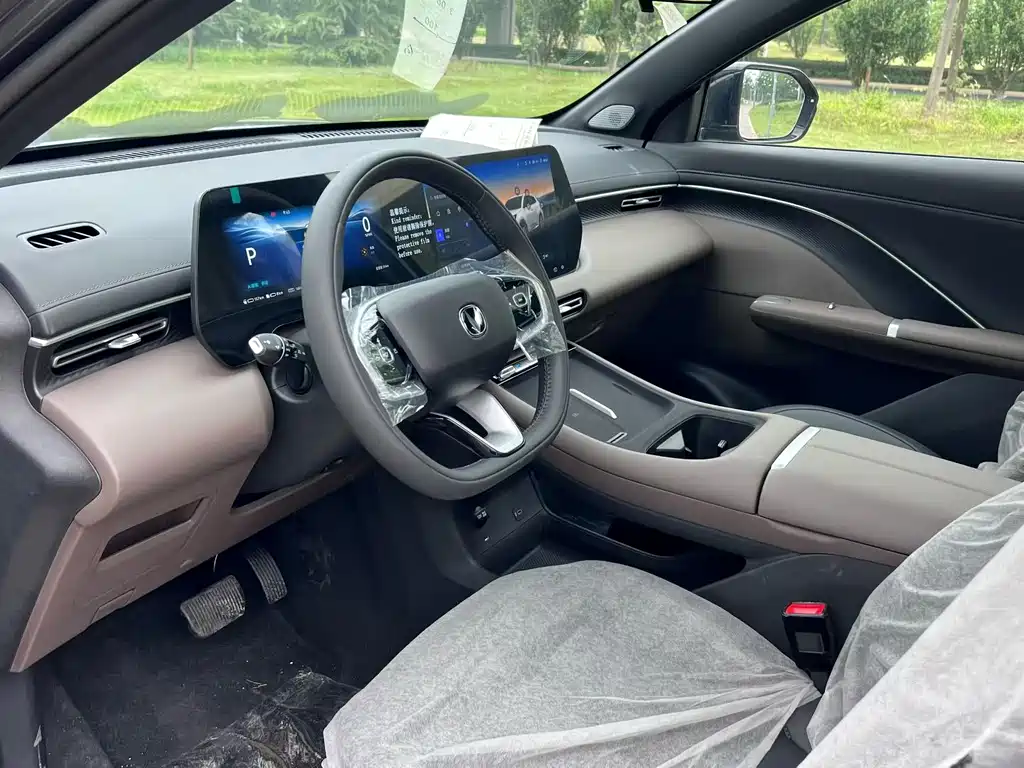 Changan CS55 PLUS PHEV 2026 — фото 3