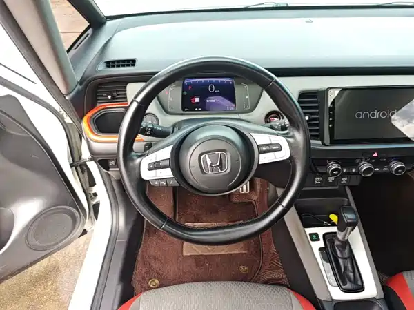 Honda LIFE 2023