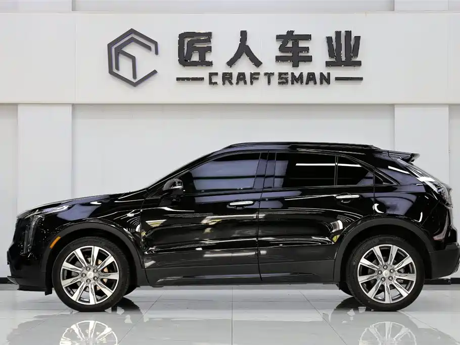 Cadillac XT4 2023 — фото 4