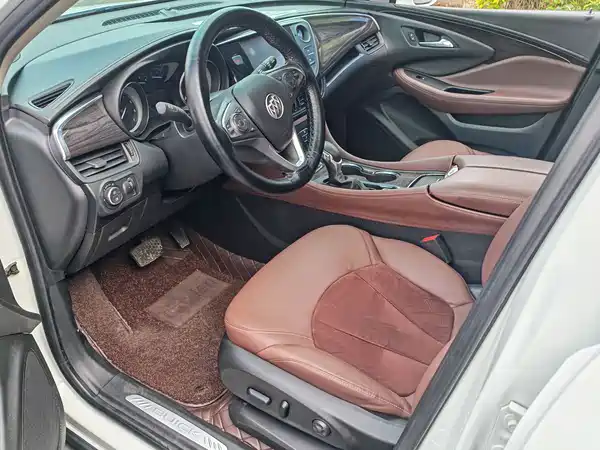 Buick Envision Plus 2017
