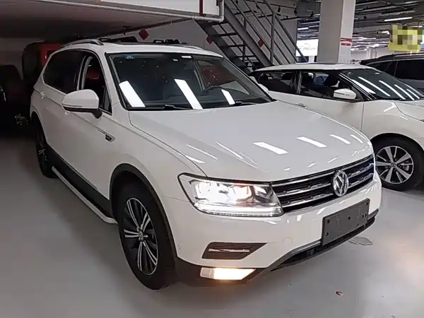 Volkswagen Tiguan L 2020