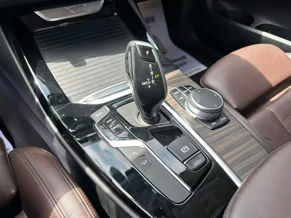 BMW X3 2020 — фото 11