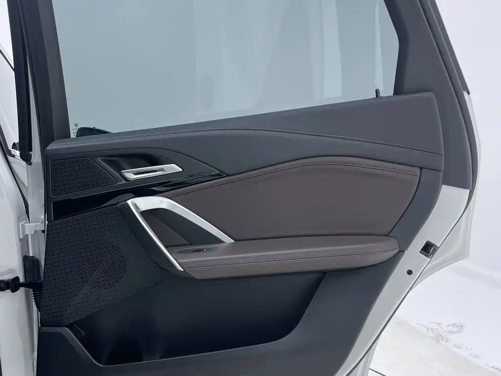 BMW X1 2023 — фото 9