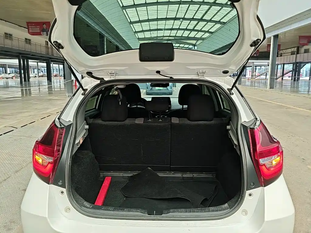 Toyota Vios FS 2023 — фото 19