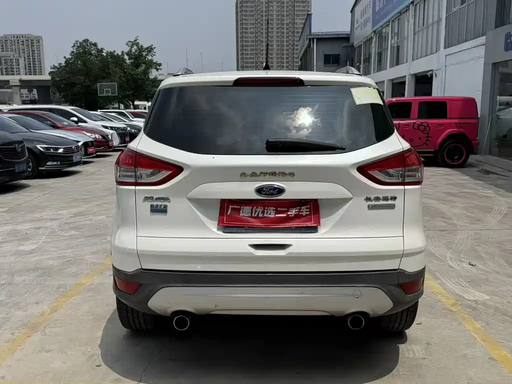 Ford Kuga 2016 — фото 15