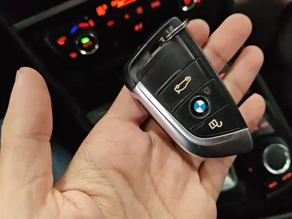 BMW 2 Series Active Tourer 2018 — фото 9