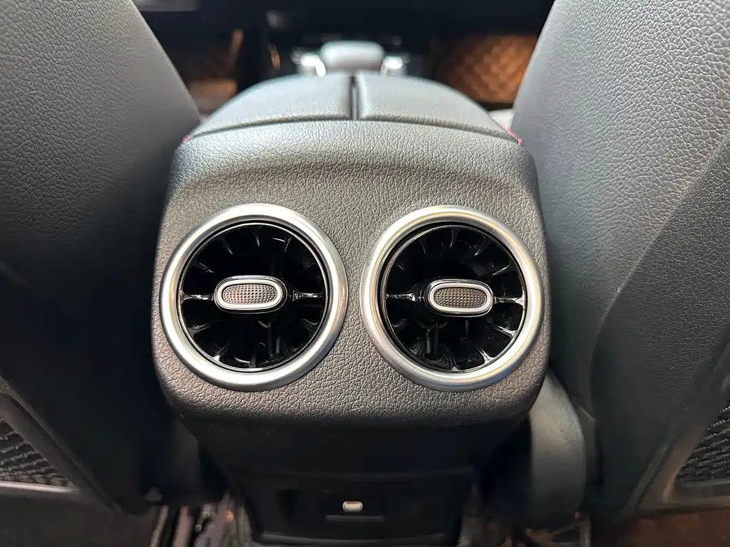 Mercedes-Benz A-Class 2023 — фото 14