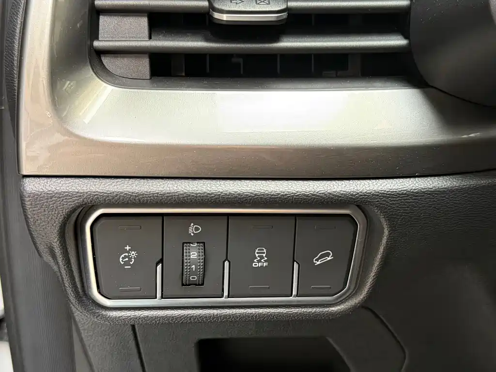 Haval H6 2023 — фото 16