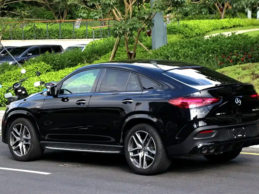 Mercedes-Benz GLE Coupe AMG 2025 — фото 5