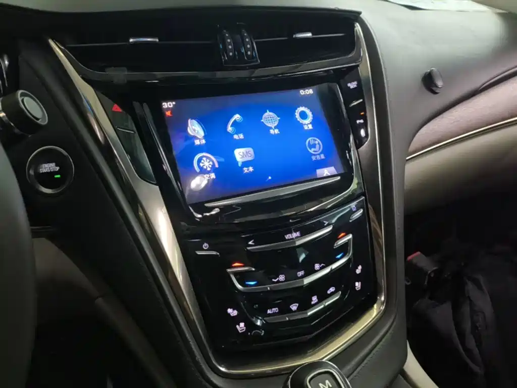 Cadillac CTS 2017 — фото 13