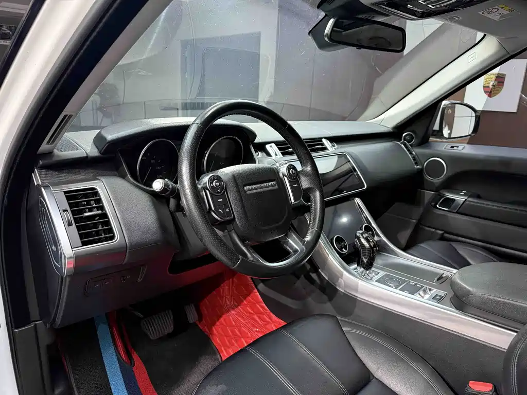Land Rover Sport 2018 — фото 13