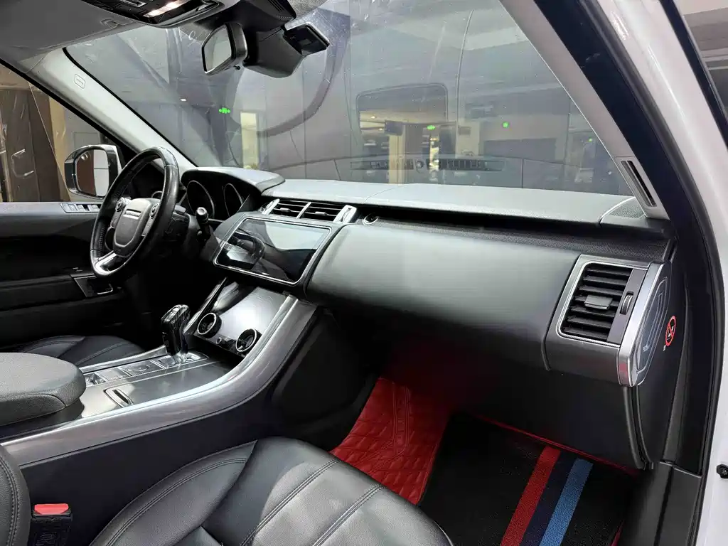 Land Rover Sport 2018 — фото 14