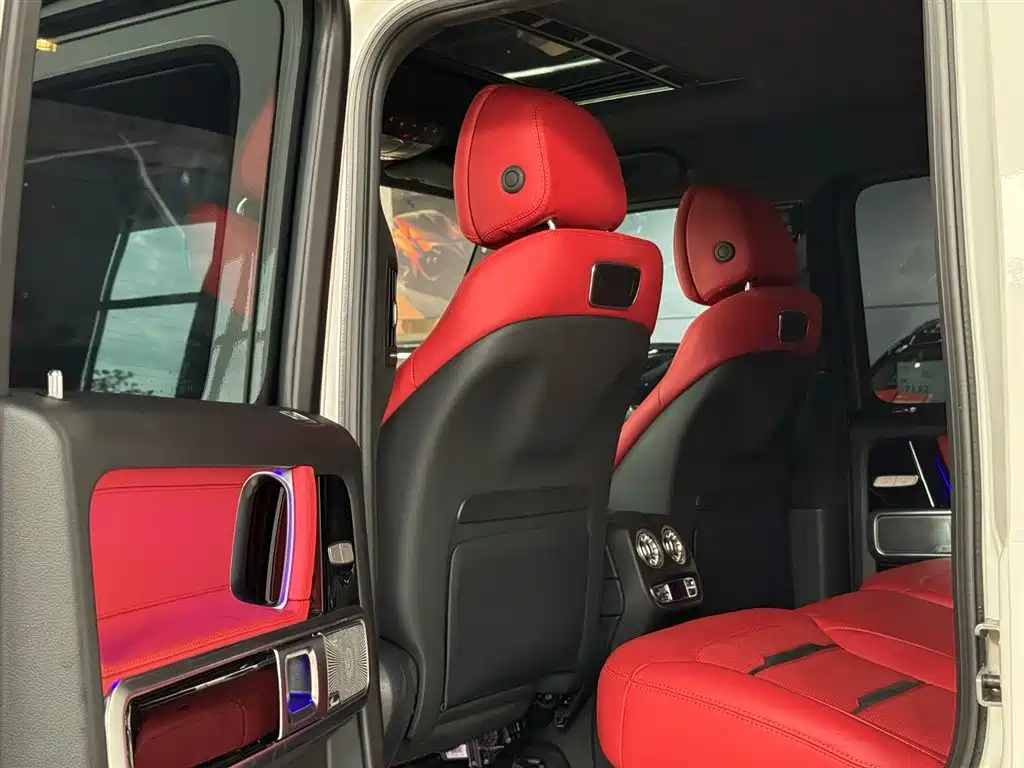 Mercedes-Benz G-Class AMG 2024 — фото 17