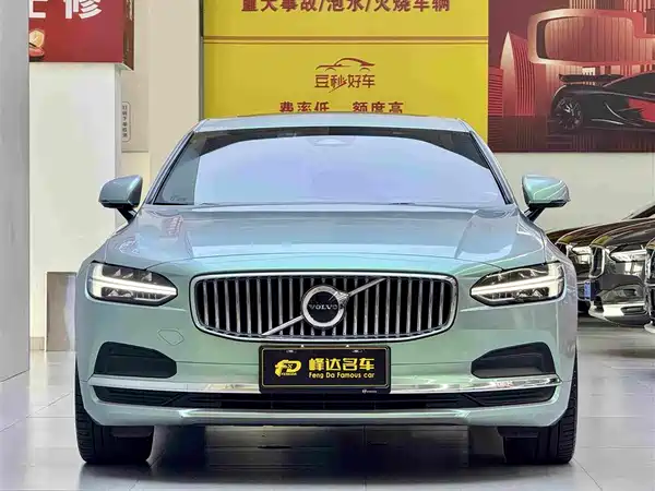 Volvo S90 2024