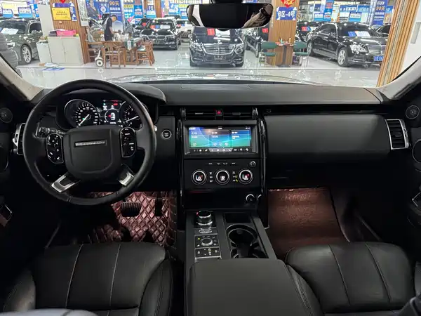 Land Rover Discovery 2019