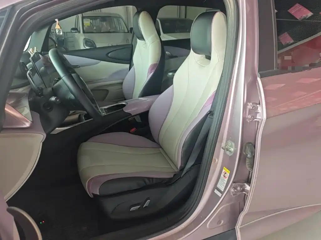 BYD Dolphin 2022 — фото 15