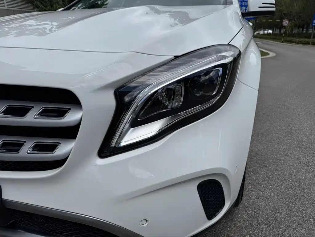 Mercedes-Benz GLA 2018 — фото 21