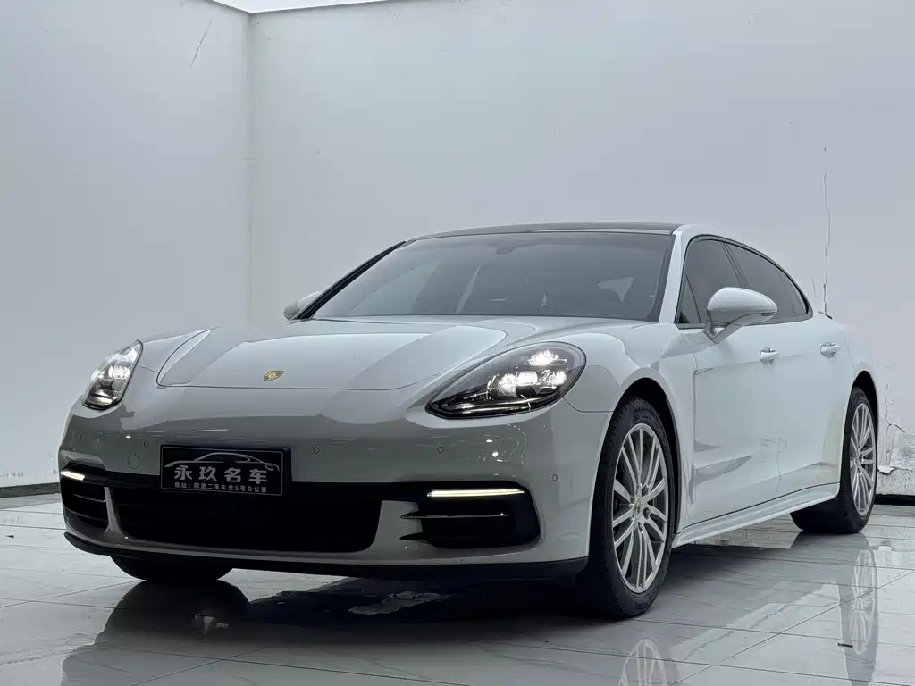 Porsche Panamera 2018 — фото 2