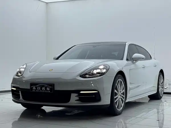 Porsche Panamera 2018