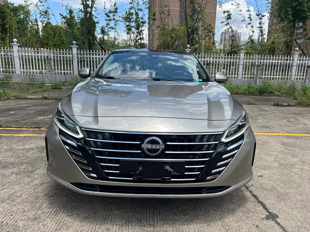 Nissan Teana 2023