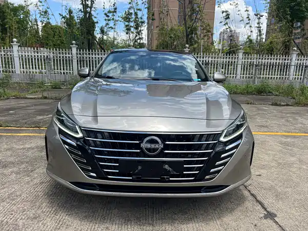 Nissan Teana 2023