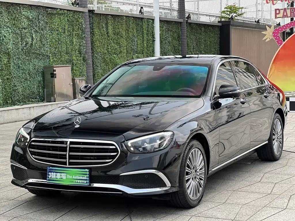 Mercedes-Benz E-Class 2023 — фото 1