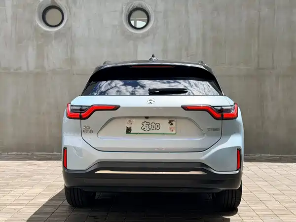 NIO ES6 2021