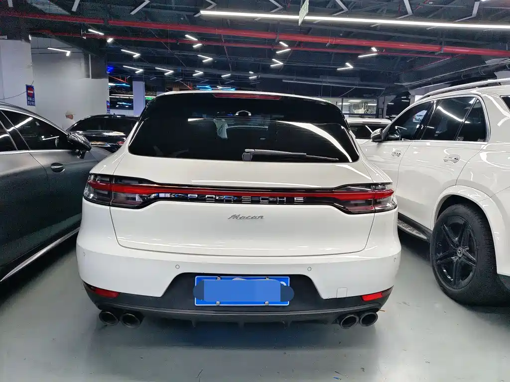 Porsche Macan 2020 — фото 14