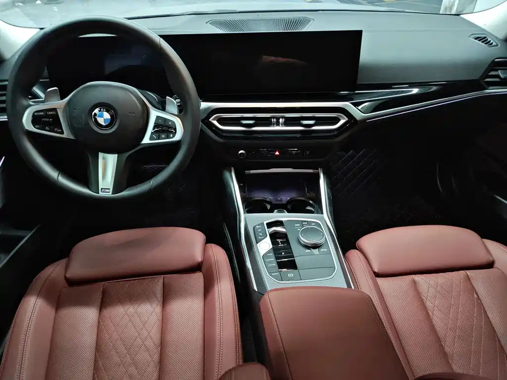 BMW 3 Series 2024
