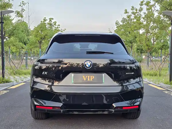 BMW iX 2023