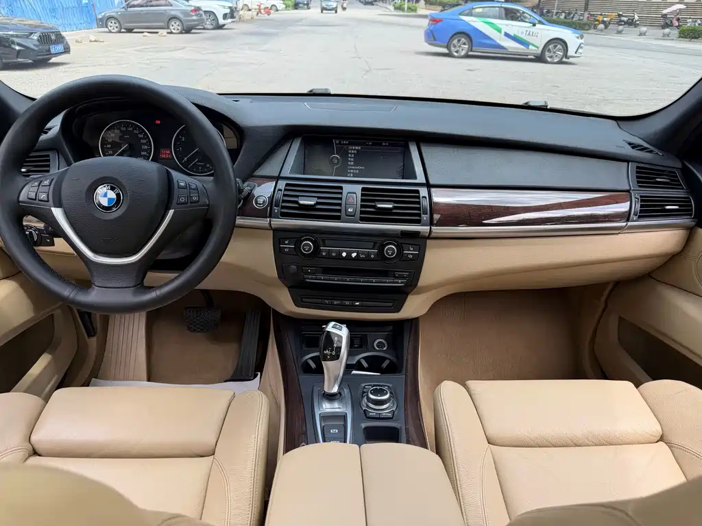 BMW X5 2014 — фото 12