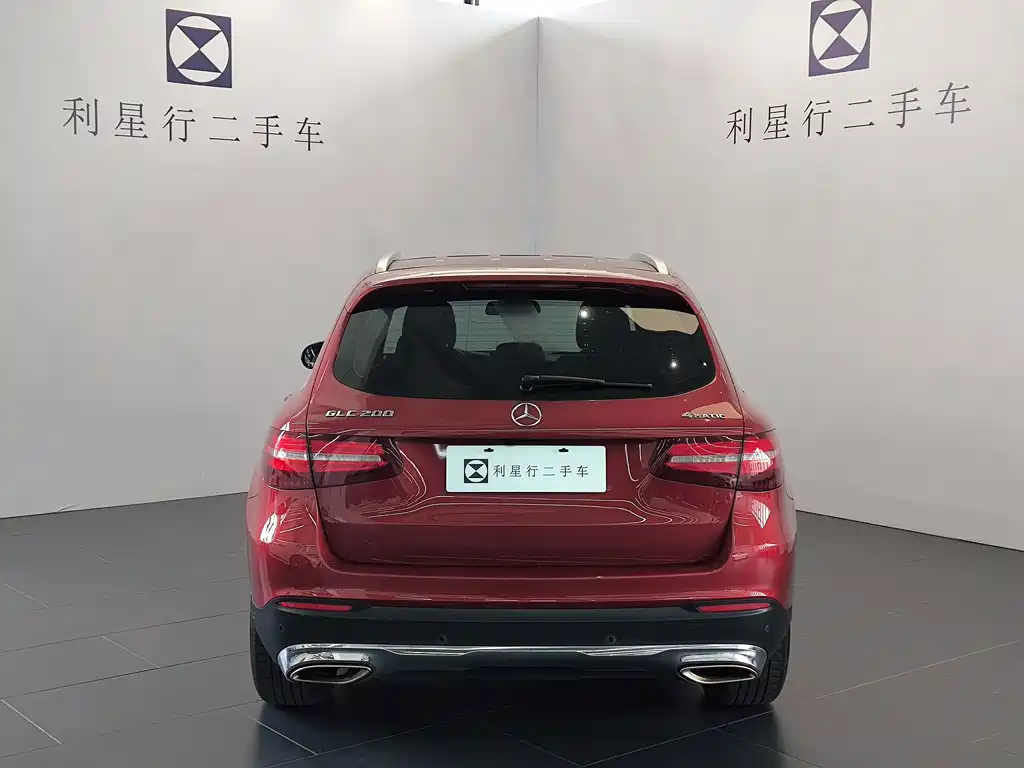 Mercedes-Benz GLC 2017 — фото 11