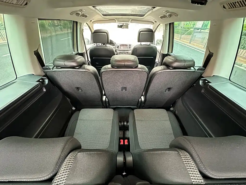Volkswagen Sharan 2016 — фото 14