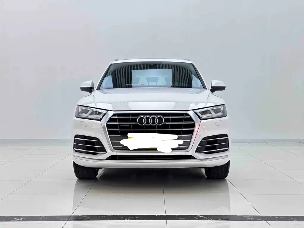 Audi Q5L 2021 — фото 2