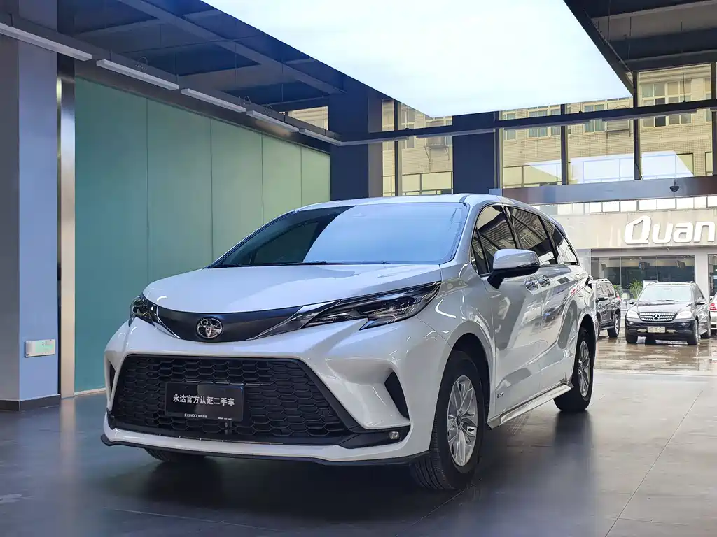 Toyota Granvia 2024